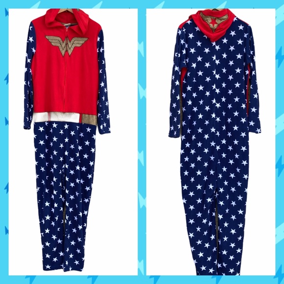 DC Comics Other - Wonder Woman DC Comics Fleece Onesie PJs Stars XL